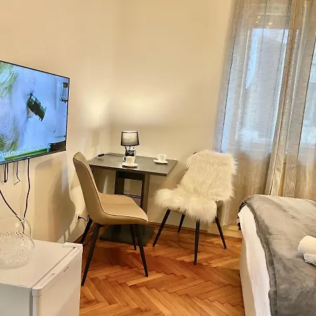 Studio Manu Apartment Split